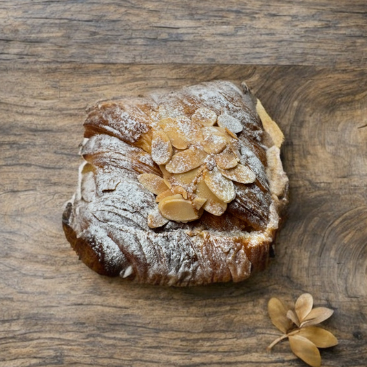 Croissant aux Amandes