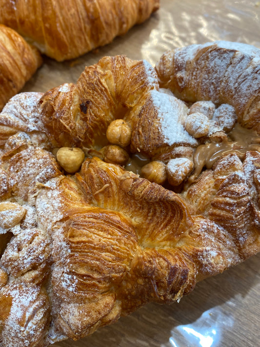 La Brioche Feuilletée Noisettes